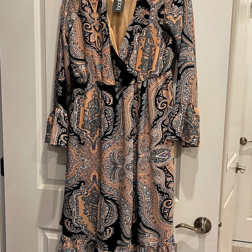 NWT Boohoo Maxi Dress Size 14